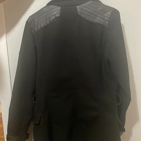 Rocawear black coat with leather detail M - Picture 9 of 12